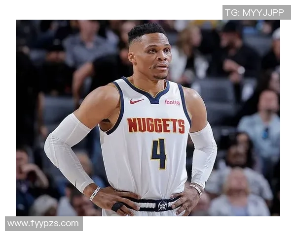 为什么不呢？国王官方晒威少的训练照与球迷分享