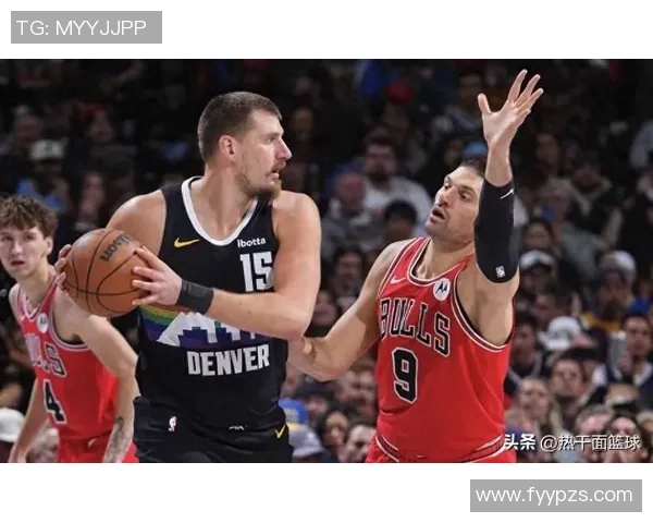 太激动了！武切维奇不满判罚 讲话时口水横飞！