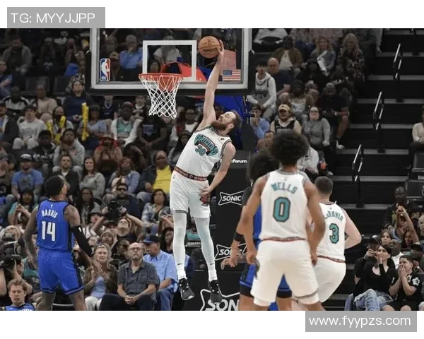 胡夫回应扣篮大赛邀请：受邀即参加